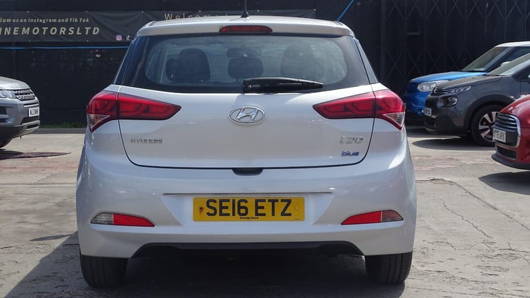 HYUNDAI I20 1.2 Blue Drive S Silver Manual Petrol 2016