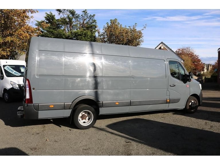 2020 RENAULT MASTER XLWB *NO VAT* STUNNING CONDITION LOW MILES YEAR MOT sprinter