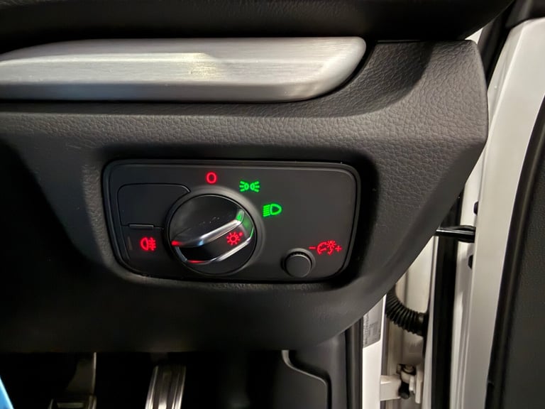 2015 65 AUDI S3 2.0 TFSI QUATTRO NAV 300BHP 4WD 3 DOOR HATCHBACK WHITE EURO 6