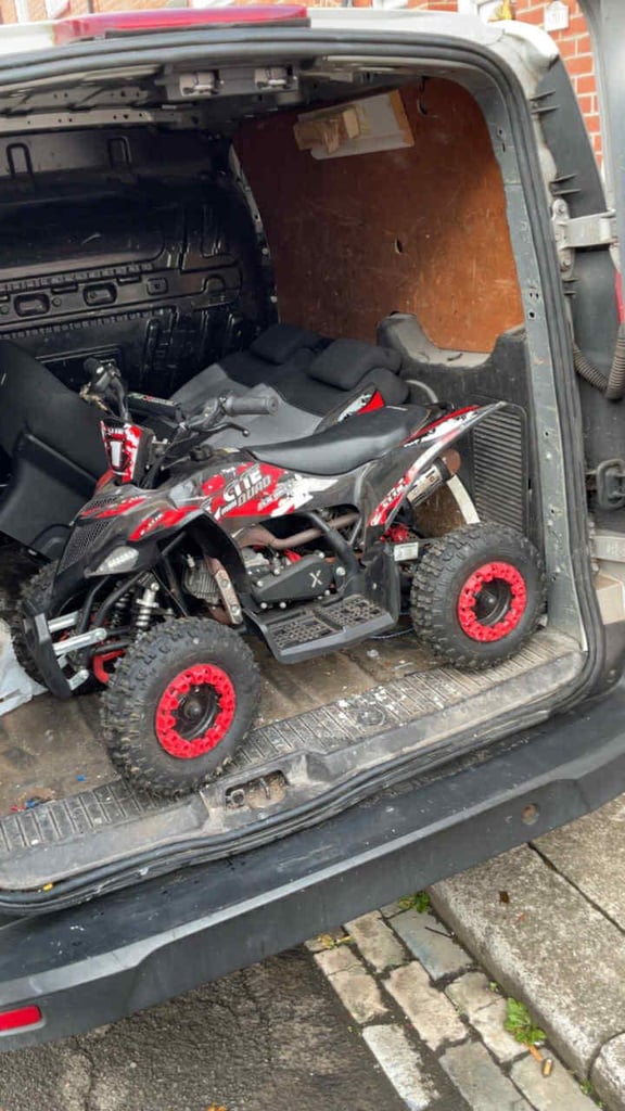 50cc kids quad (like new)