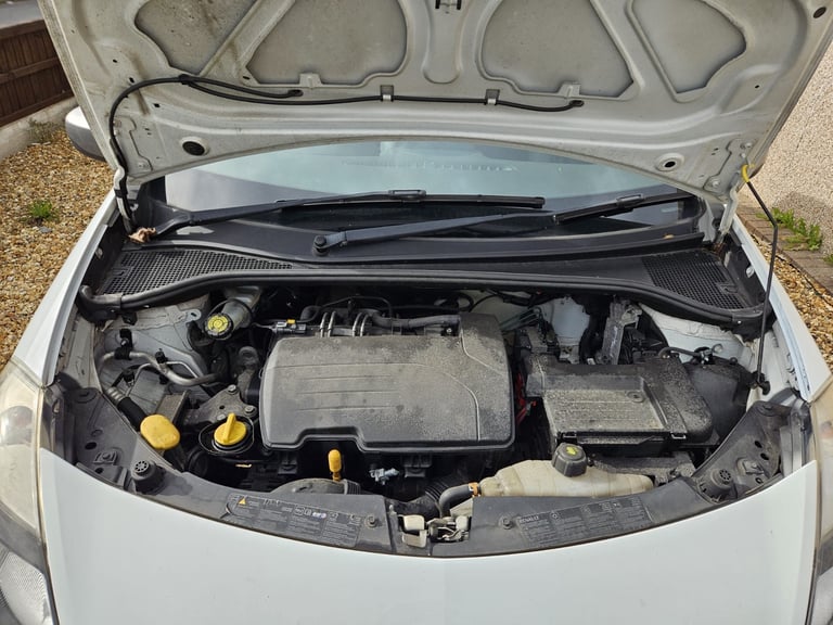 Renault, CLIO, Hatchback, 2012, Manual, 1149 (cc), 3 doors