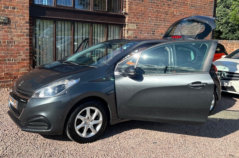image for 2016 Peugeot 208 1.2 PureTech 82 Active 3dr HATCHBACK Petrol Manual