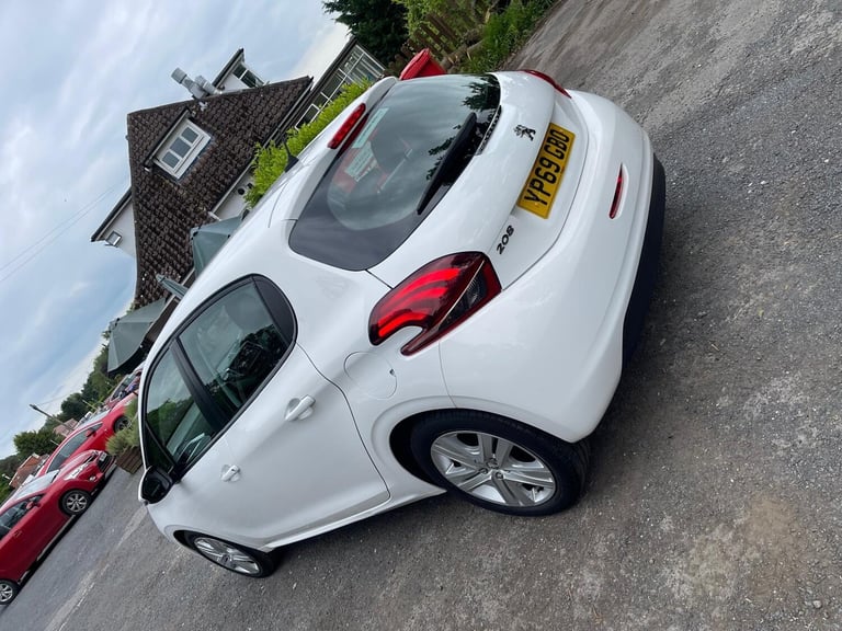 2019 Peugeot 208 1.2 PureTech 82 Active 5dr [Start Stop] HATCHBACK Petrol Manual