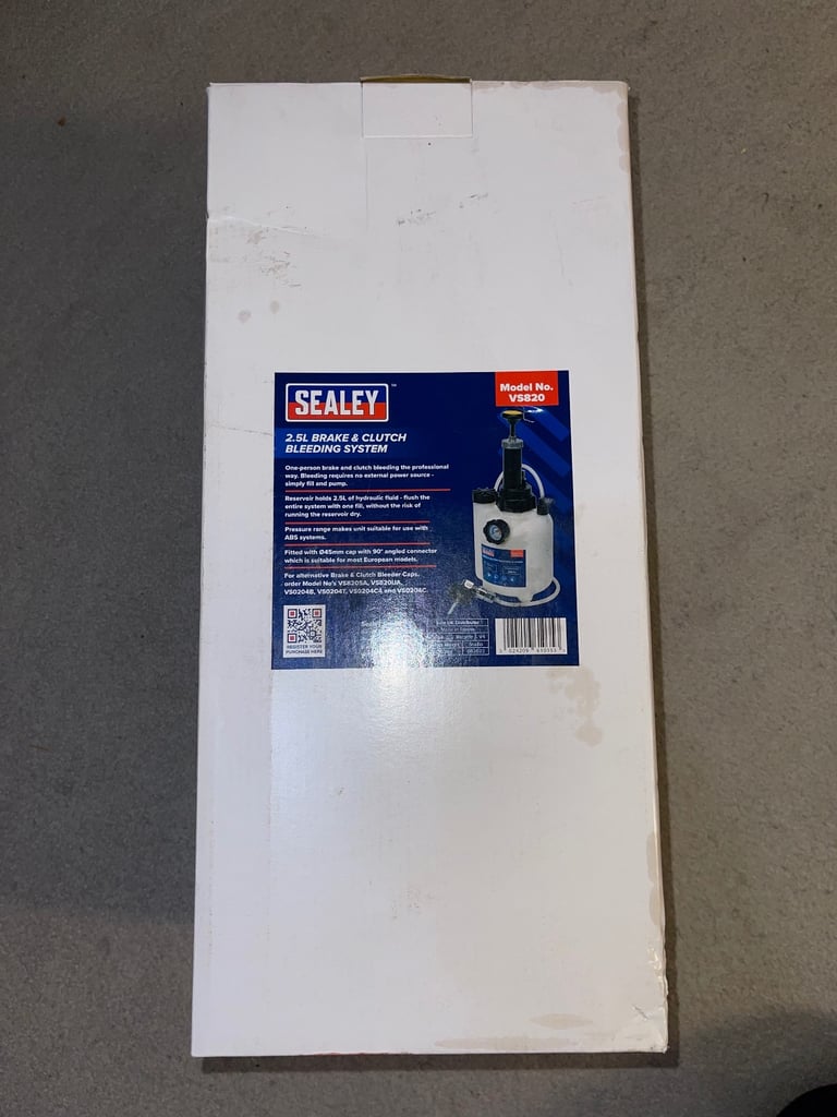 Sealey 2.5L BRAKE & CLUTCH BLEEDING SYSTEM