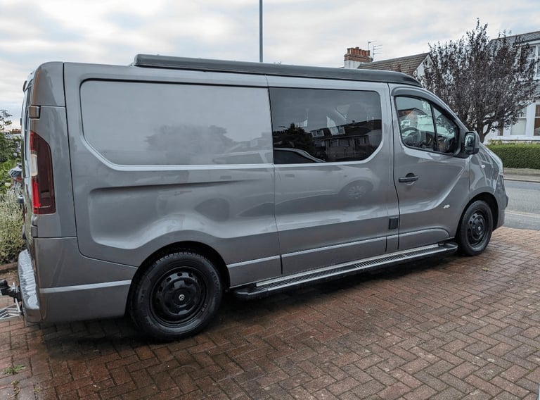 image for Campervan - Vauxhall Vivaro LWB, FSH, 86k miles