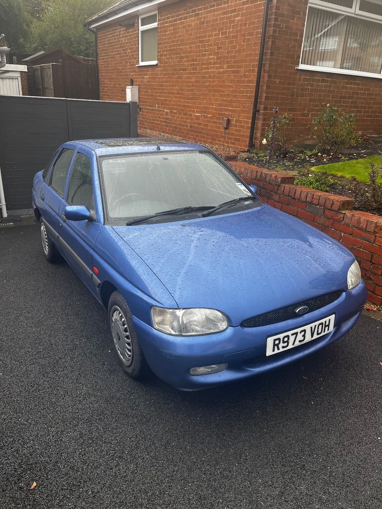 image for Ford, ESCORT, Hatchback, 1998, Manual, 1597 (cc), 5 doors