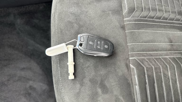 2024 Peugeot 3008 157kW GT 73kWh 5dr Auto Electric Estate Estate Electric Automatic