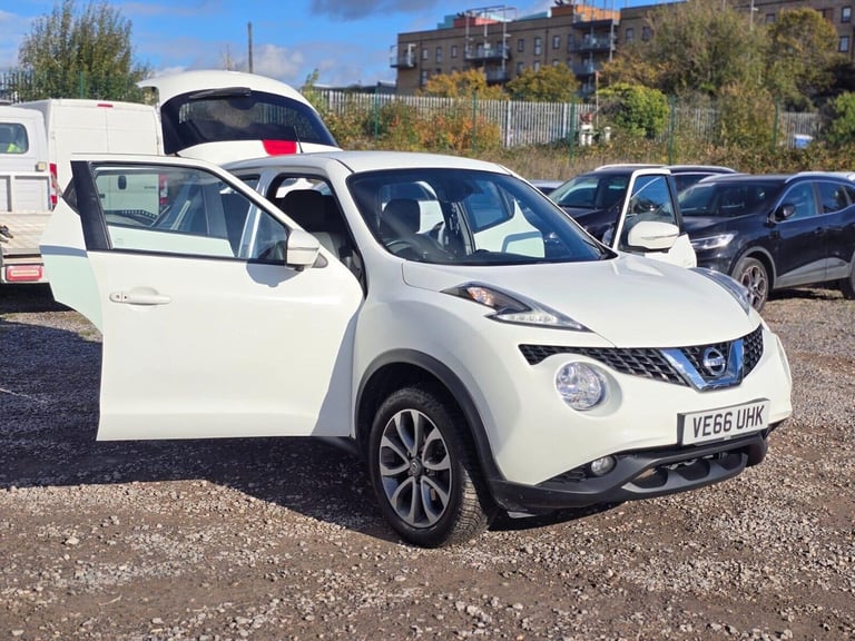 2016 Nissan Juke 1.6 Tekna SUV 5dr Petrol XTRON Euro 6 (117 ps) SUV Petrol Automatic