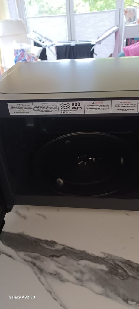 Russell Hobbs microwave 