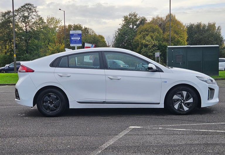Hyundai Ioniq 1.6 Hev - 2018 - Automatic - Hybrid - MOT - not totota prius taxi auris honda insight