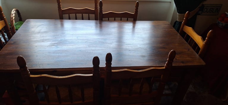 Cottage style table and chairs