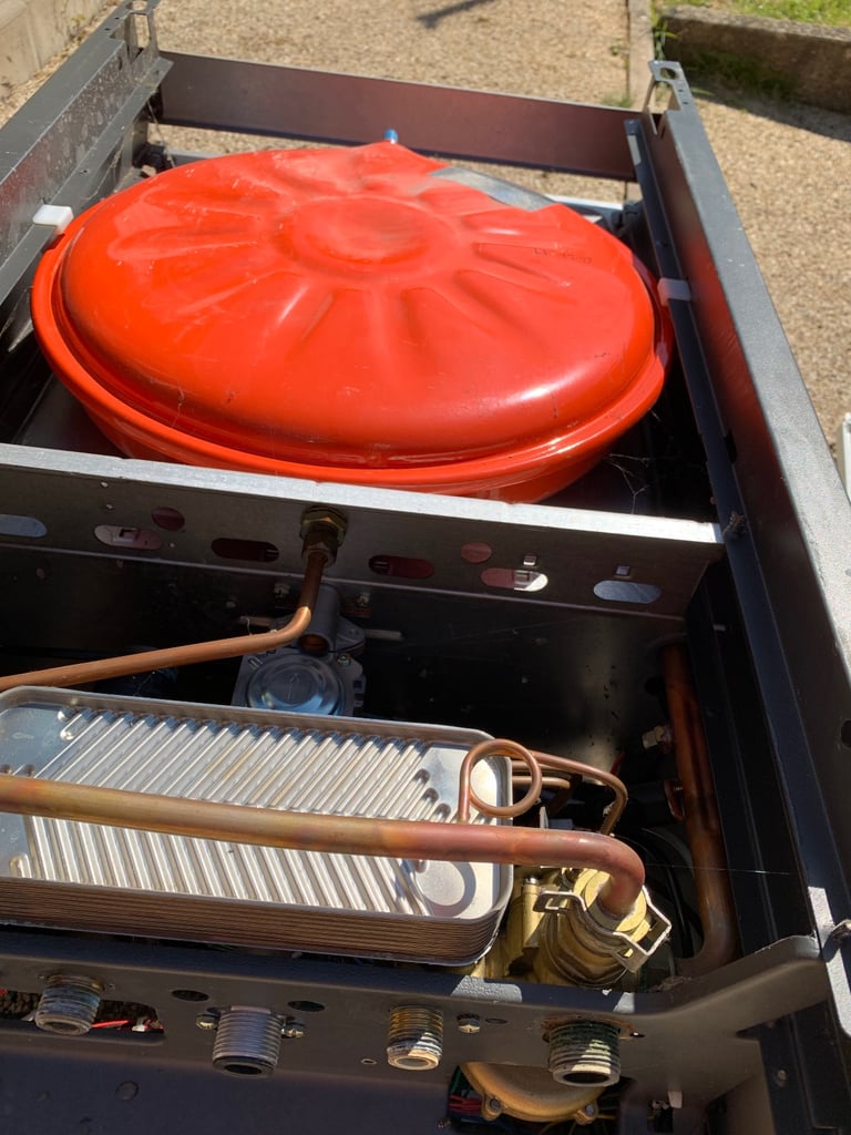 BAXI Combi HE (spare parts)