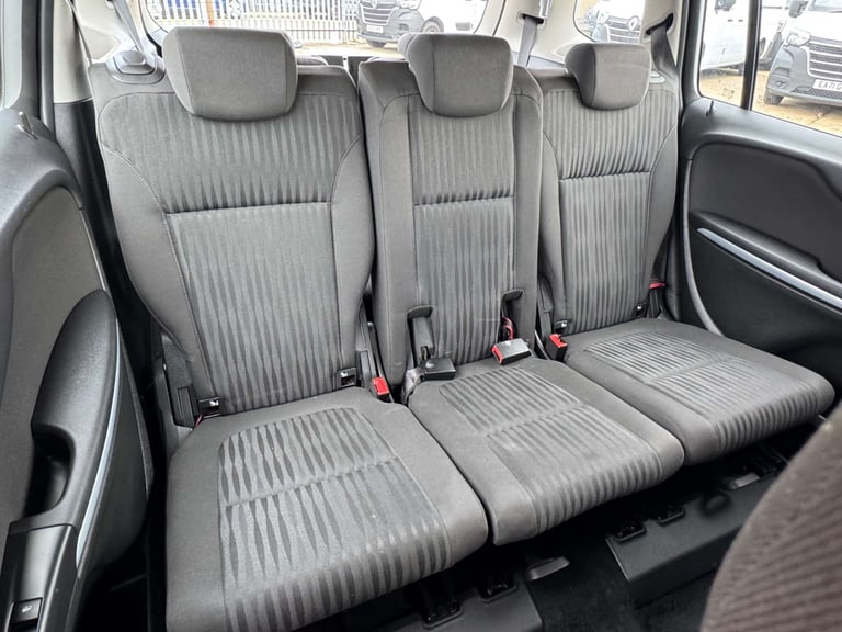 2017 Vauxhall Zafira Tourer 1.4 Zafira Tourer Design T 5dr MPV Petrol Manual