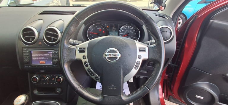 2013 Nissan Qashqai 1.6 dCi Tekna 5dr [Start Stop] HATCHBACK DIESEL Manual