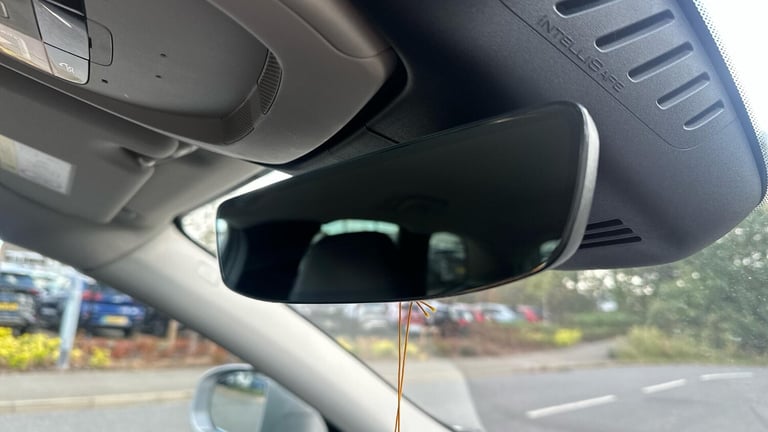 2021 Volvo XC60 2.0 B4D Momentum 5dr AWD Geartronic ESTATE DIESEL Automatic