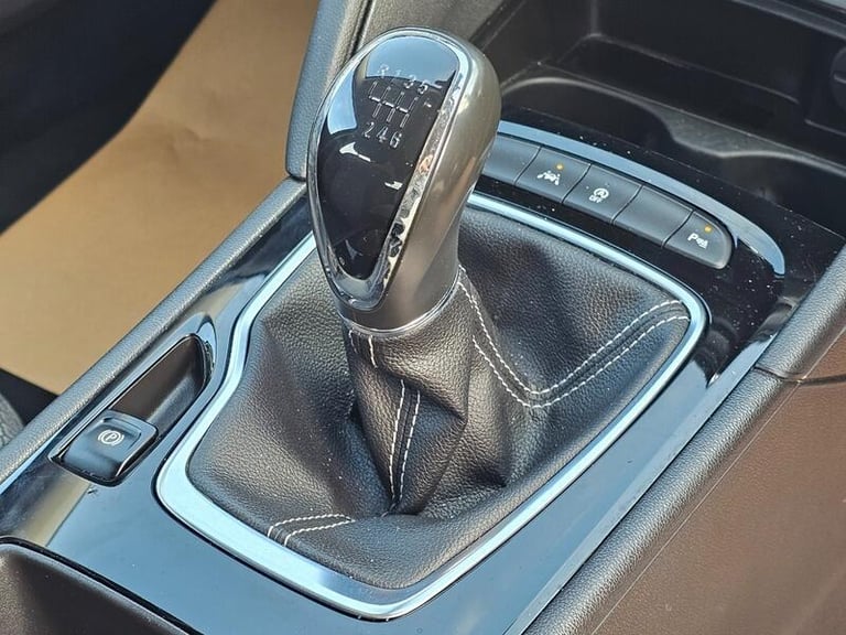 2017 Vauxhall Insignia 1.6 Turbo D ecoTEC Design Nav Grand Sport Euro 6 (s/s) 5dr HATCHBACK Diese...