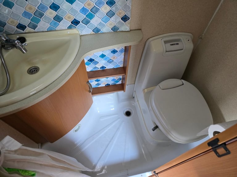 NOW SOLD 2007 Bailey Ranger 550 6 Berth Fixed Rear Bunks Caravan, Motor Mover