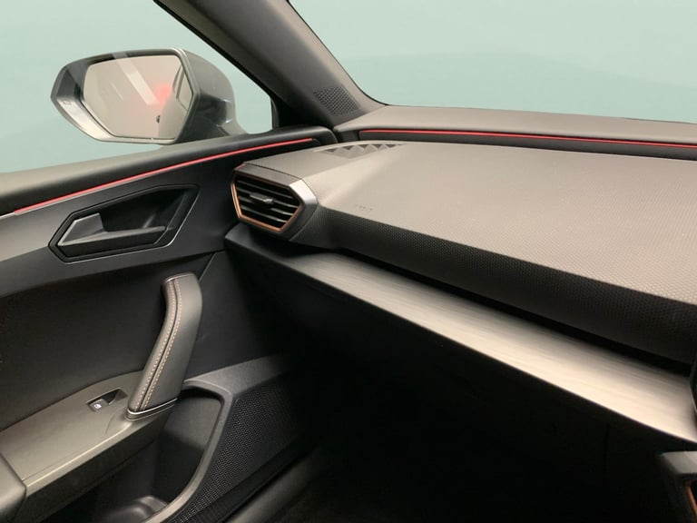 2024 Cupra Leon 1.4 eHybrid 12.8kWh VZ2 Design Edition Hatchback 5dr Petrol Plug-in Hybrid  Hatch...