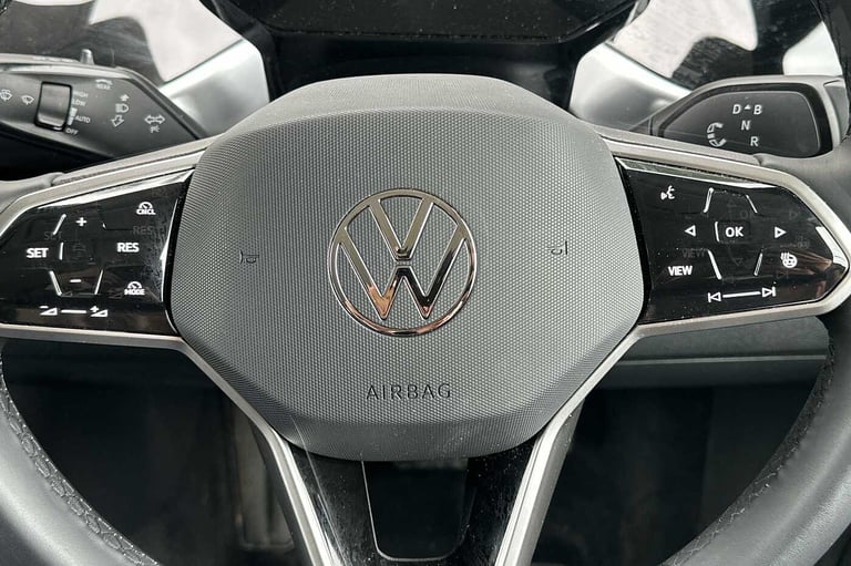 2024 Volkswagen ID.Buzz 210kW Life Pro 79kWh 5dr Auto People Carrier Electric Automatic