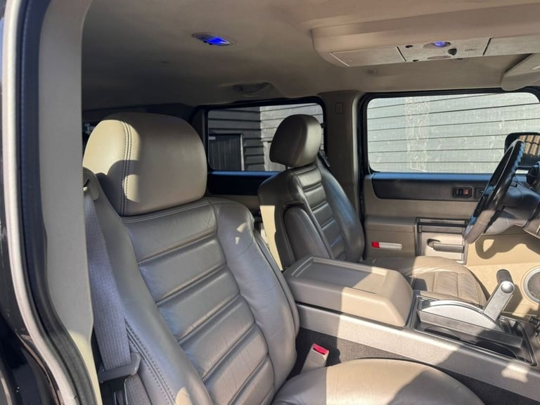 2003 Hummer H2 Hummer H2 6.0  Saloon PETROL Automatic