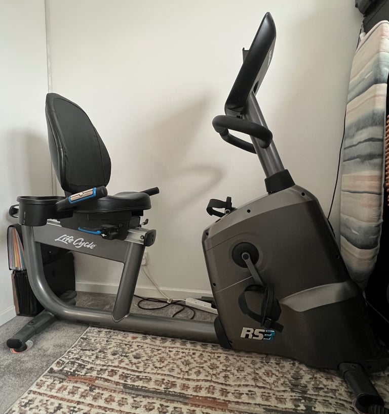 image for RS3 recumbent bike 