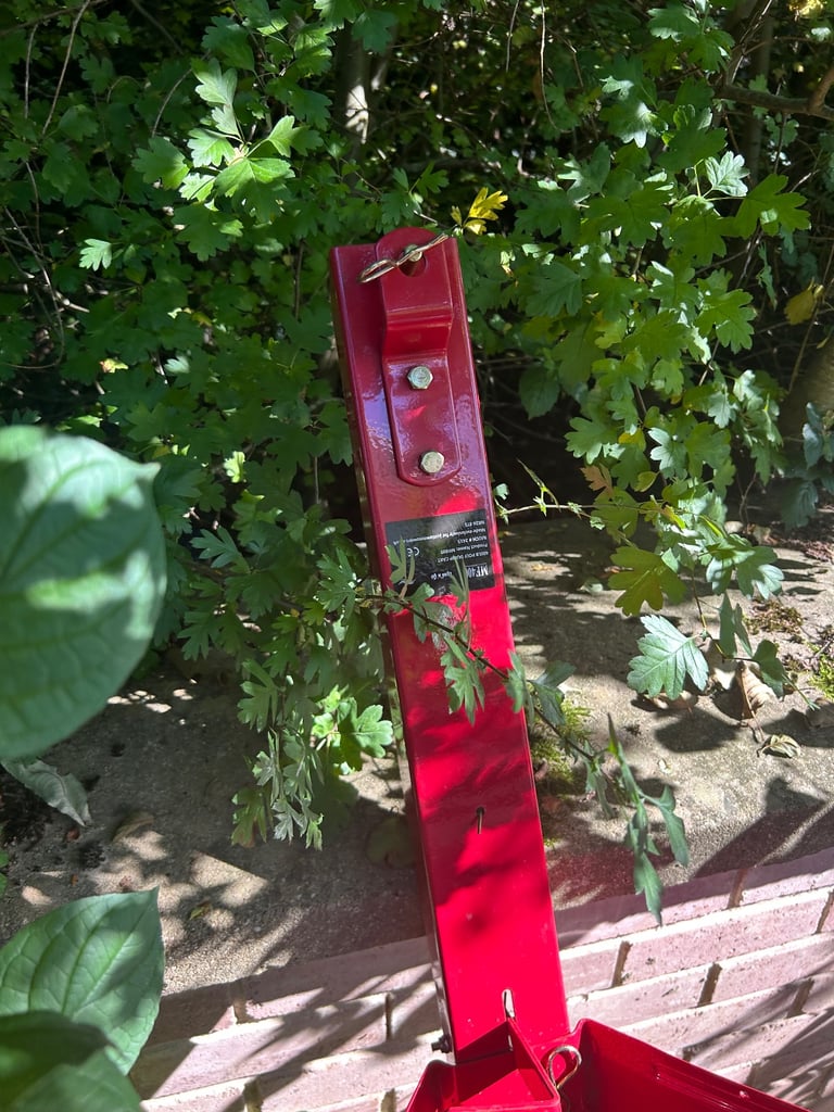 Ride on mower trailer 