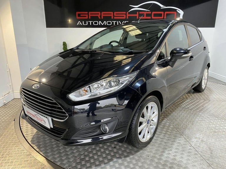 FORD FIESTA 1.0T EcoBoost Titanium Euro 6 (s/s) 5dr 2015