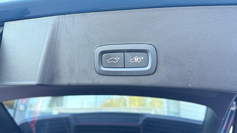 2023 Volvo XC40 Plus, B3 Mild hybrid, Petrol, Dark Estate Petrol Automatic