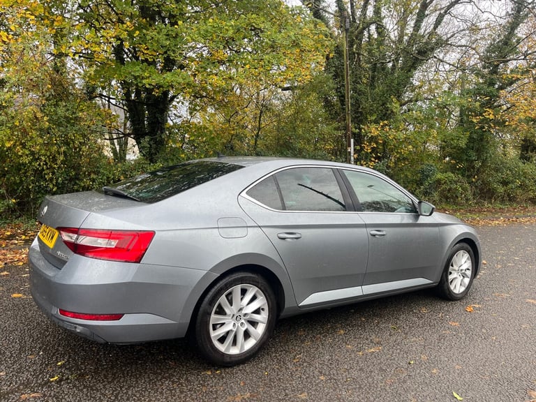 2016 Skoda Superb 2.0 TDI CR SE Business 5dr* NEW MOT FULL SERVICE HISTORY TIMING BELT DONE * HAT...