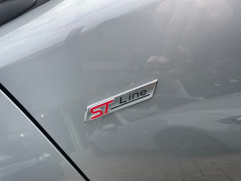 2023 Ford Puma 1.0 EcoBoost Hybrid mHEV 155 ST-Line X 5dr Hatchback Petrol Manual