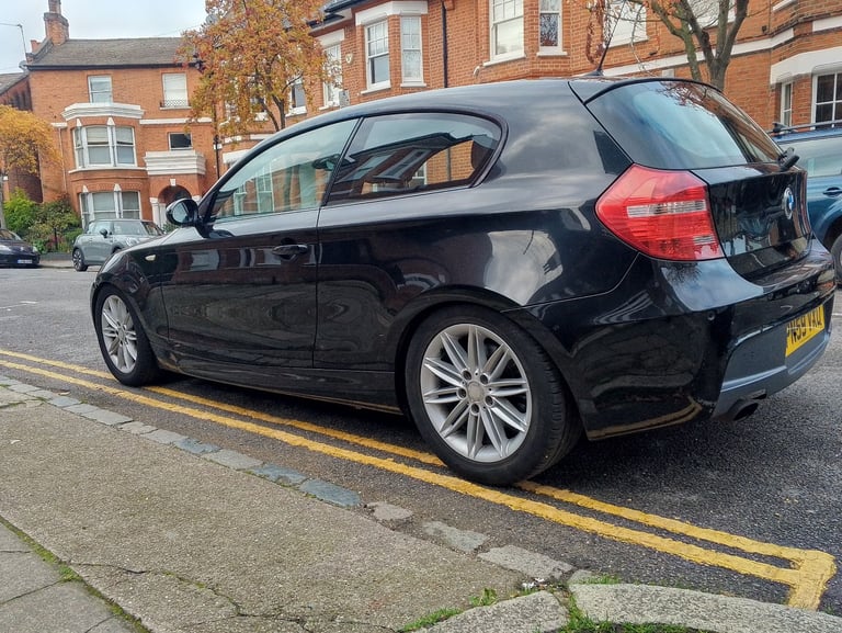 BMW, 1 SERIES, Hatchback, 2009, Manual, 1995 (cc), 3 doors
