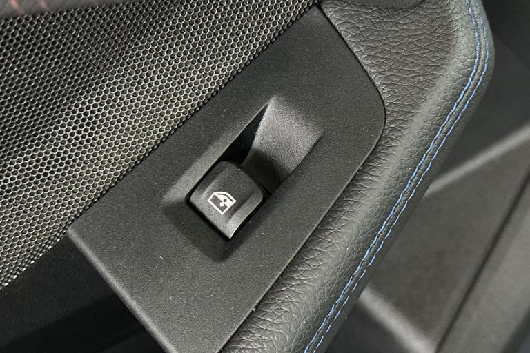 2023 BMW 1 Series 97236 Hatchback Petrol Automatic