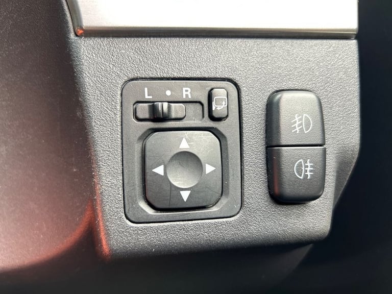 2016 Mitsubishi Shogun 3.2 DI-DC SG3 SUV 5dr Diesel Auto 4WD Euro 6 LWB (187 ps) ESTATE Diesel Au...