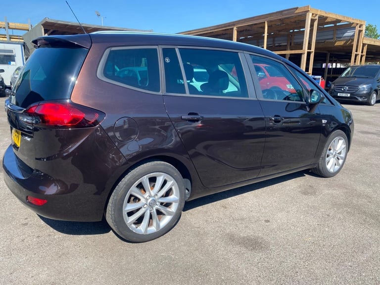 2015 Vauxhall Zafira Tourer 1.4i Turbo SRi MPV 5dr Petrol Manual Euro 6 (140 ps) MPV Petrol Manual