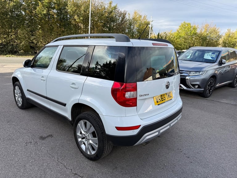 2015 Skoda Yeti 1.2 TSI SE L Outdoor DSG Euro 6 (s/s) 5dr HATCHBACK Petrol Automatic