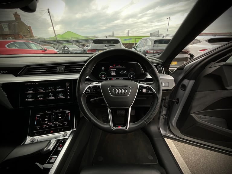 2022 Audi e-tron 300kW 55 Quattro 95kWh S Line 5dr Auto ESTATE ELECTRIC Automatic