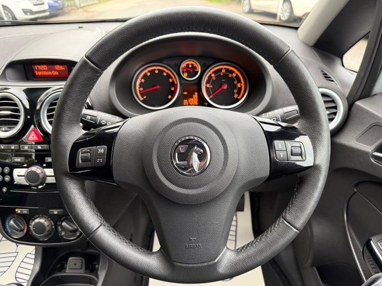 2015 Vauxhall Corsa 1.4 SE 3dr HATCHBACK PETROL Manual
