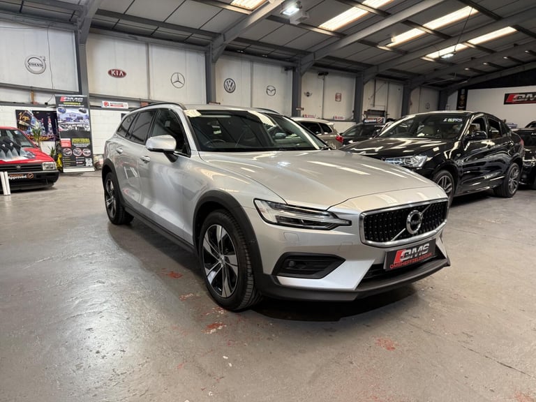 VOLVO V60 CROSS COUNTRY 2.0 Cross Country B4 AWD (197hp) Auto 2021
