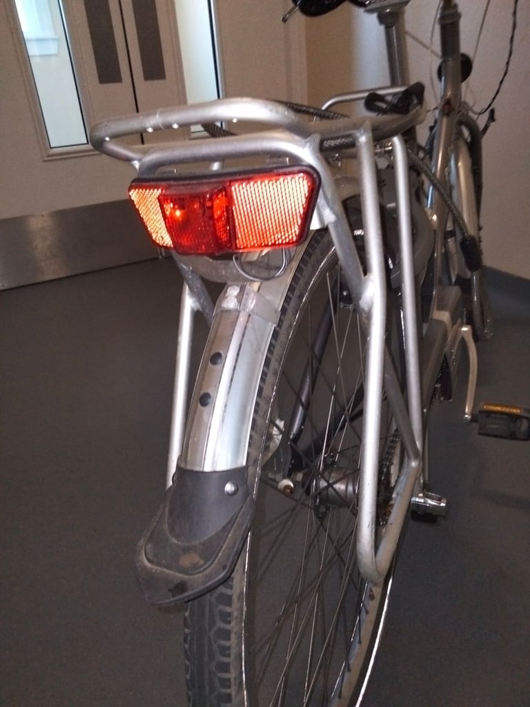 Lafree eletrice bike VGC needs batter comes with keys