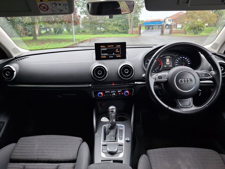 Audi, A3, Saloon, 2015, Semi-Auto, 1598 (cc), 4 doors