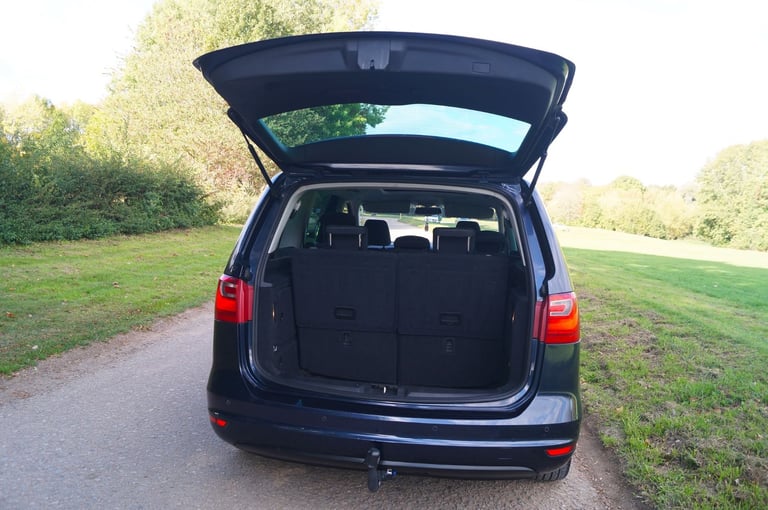 2011 Seat Alhambra 2.0TDI 6-Speed 12-MOT 7-Seats Full Service SatNav 18" Panorama Towbar MPV