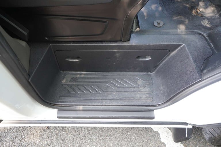 2020 Ford Transit Custom 2.0 Transit Custom 320 Trend EcoBlue + LWB + Twin Slider + High Spec Pan...