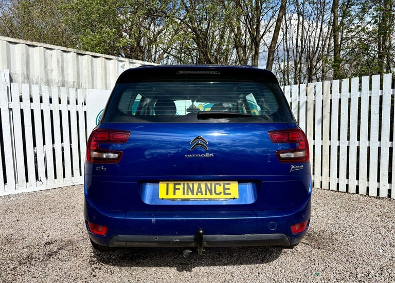 CAN'T GET CREDIT? CALL US! Citroen Grand C4 Picasso 1.2 PureTech Touch - £199 DEPOSIT, £66 PER WEEK