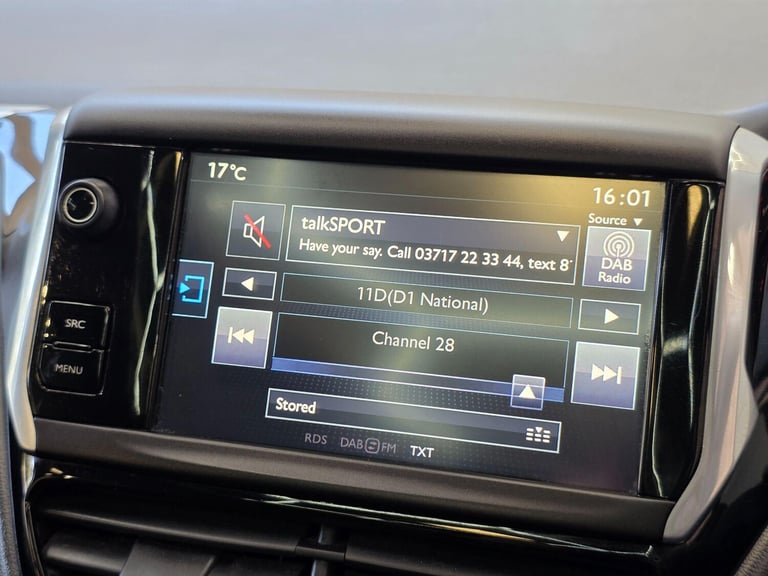 2015 Peugeot 208 1.4 HDi Style Euro 5 5dr HATCHBACK Diesel Manual