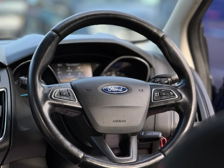 2016 Ford Focus 1.0 EcoBoost 125 Zetec 5dr Auto HATCHBACK PETROL Automatic