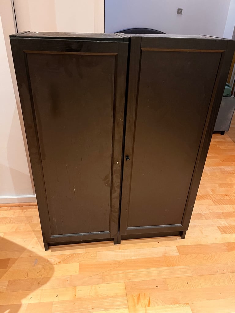 image for Free bookshelves to pick