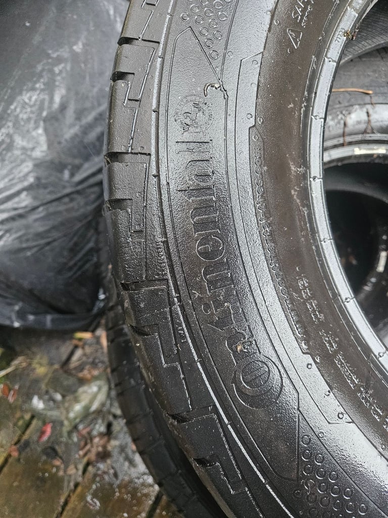 4x continental van tyres 235/65/r16