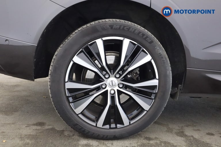 2023 Volvo XC60 2.0 B5P Ultimate Dark 5dr AWD Geartronic SUV Petrol Automatic