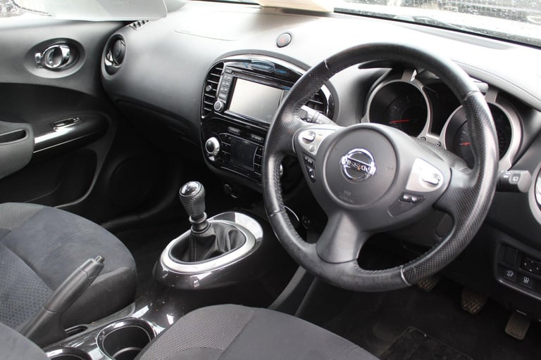 2015 Nissan Juke 1.5 dCi N-Connecta 5dr HATCHBACK DIESEL Manual