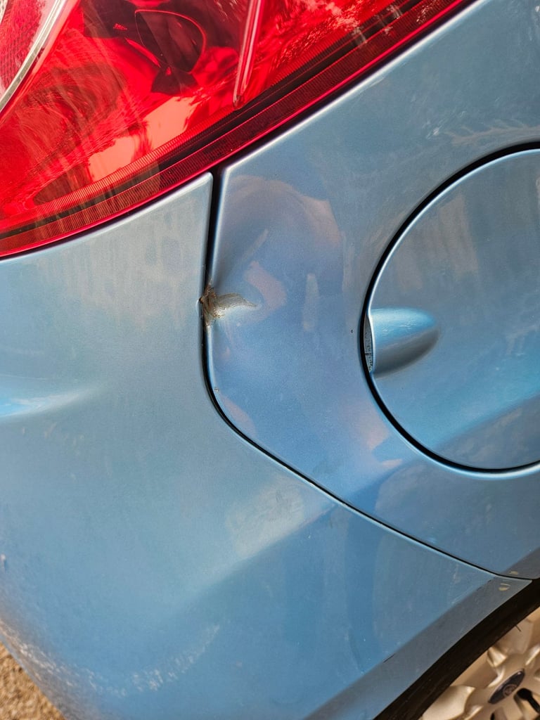 Ford, KA, Hatchback, 2011, Manual, 1242 (cc), 3 doors